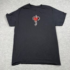 NIKI T-Shirt Unisex Small Black Graphic Heart Spear World Tour Fall For You